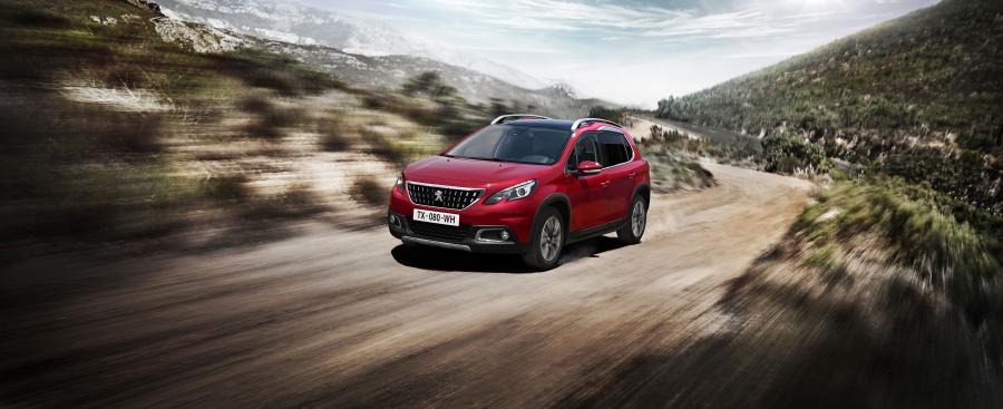  Peugeot 2008 2016 года  (фото 13 из 33)